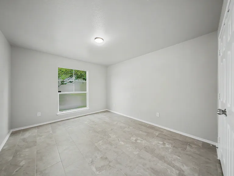 5405 Rimes Ct — Photo 17