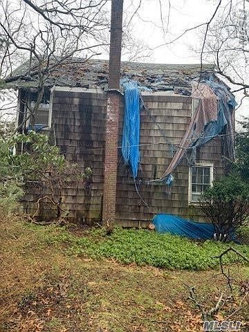 2nd image of 2875 Hyatt Rd