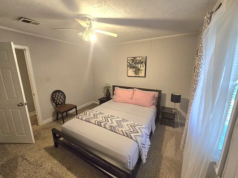 248 Scott St NW — Photo 36
