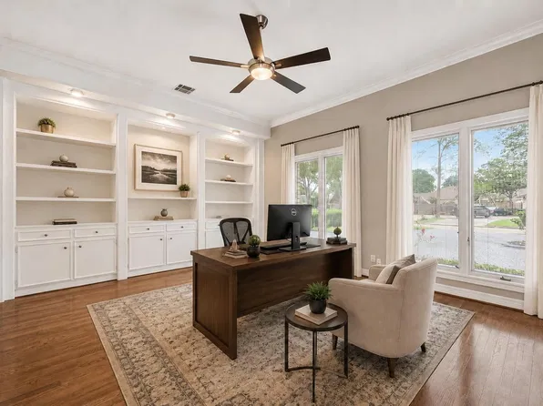 3007 Bainbridge Ct, Sugar Land, TX 77478