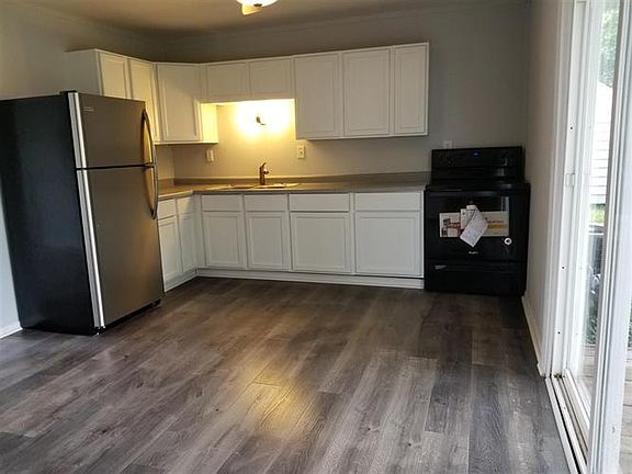 5th image of 2116 Brady Ln