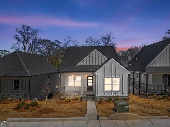 105 Wrenwood Ln, Carrollton, GA 30117