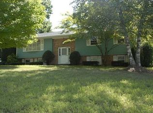 46 Page Hill Rd, Lunenburg, MA 01462