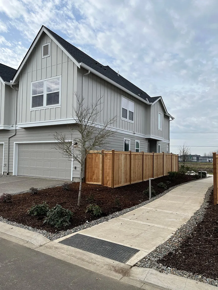 4131 SE Fortress Ln photo 1