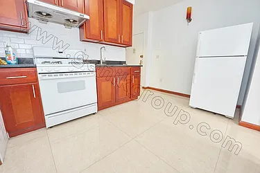 Rented by Genik Group Corp