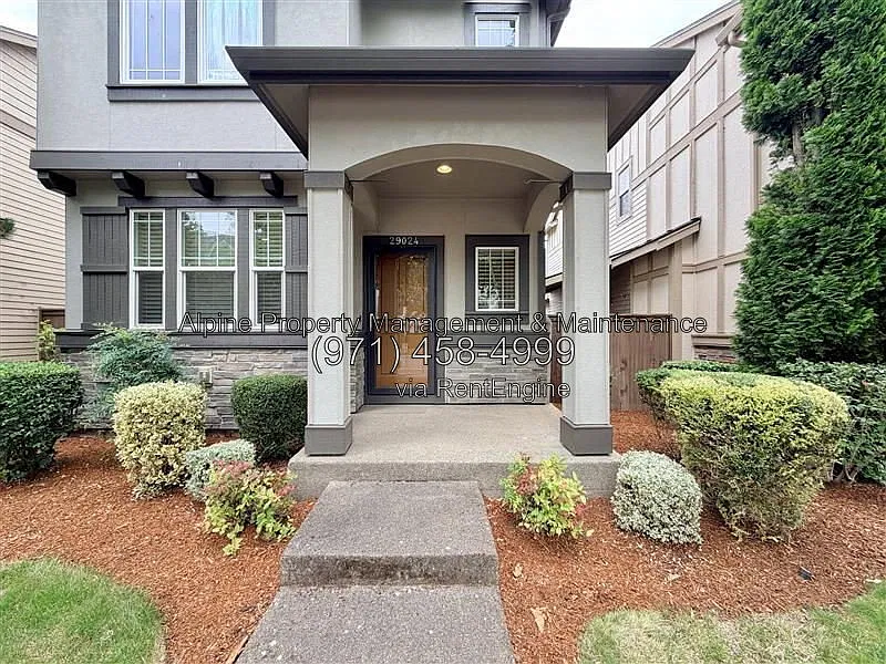 3 bed, 2.5 bath, 1580 sqft, $2,995 — Photo 2