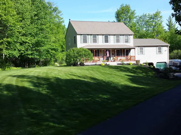 316 Church Rd, Pembroke, NH 03275