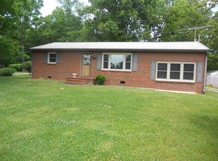 1093 Crain Rd, McMinnville, TN 37110
