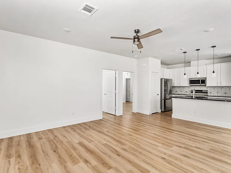 2505 Benbrook Blvd #504 — Photo 17