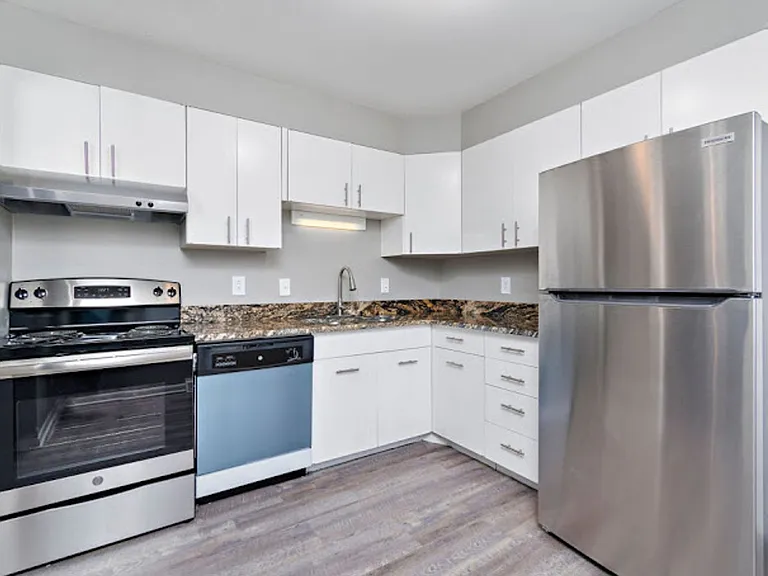 Chapel Hill KC Apartments — Photo 5