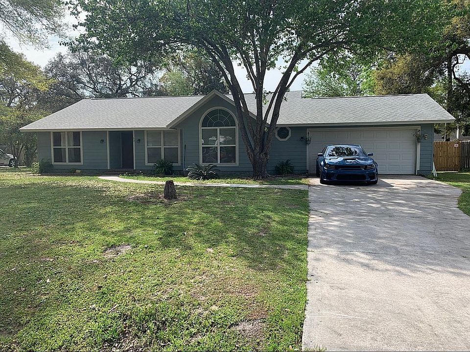 1st image of 33 Alexander Ct