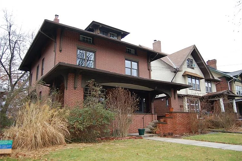 5825 Northumberland St photo 1