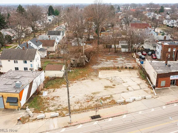 13931 Lorain Ave, Cleveland, OH 44111