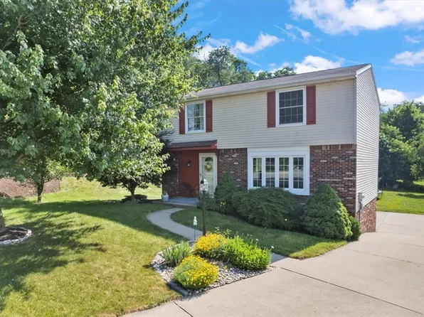 9 Ash Dr, Washington, PA 15301