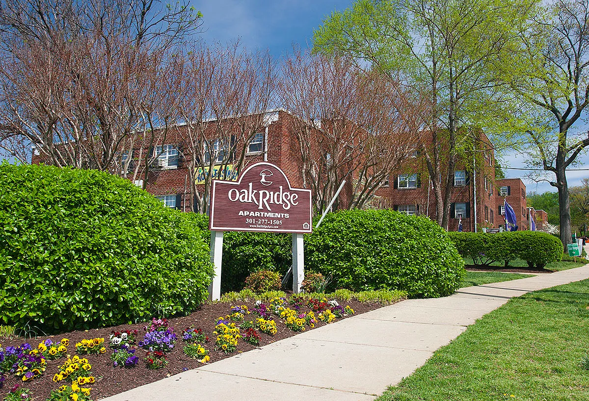 Oak Ridge Apartments — Photo 1