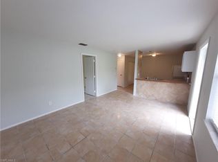 196 Charlotte Ave, Fort Myers, FL 33916