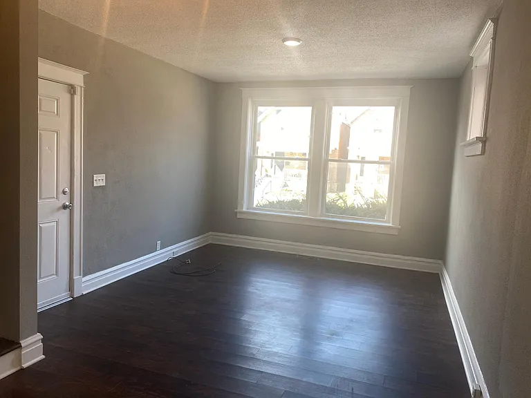2842 Sidney St #2842 — Photo 5