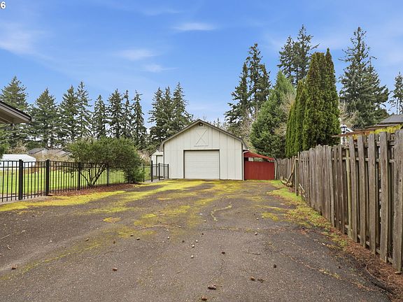 4th image of 7059 NE Quatama St