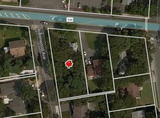 420 W County Line Rd, Lakewood, NJ 08701