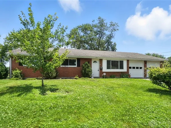 524 Hiatt Ave, Wilmington, OH 45177