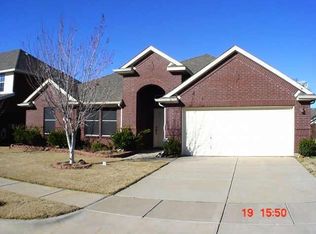 2813 Pinto Dr, Denton, TX 76210