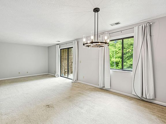 4th image of 5442 Bluesky Dr Unit 7