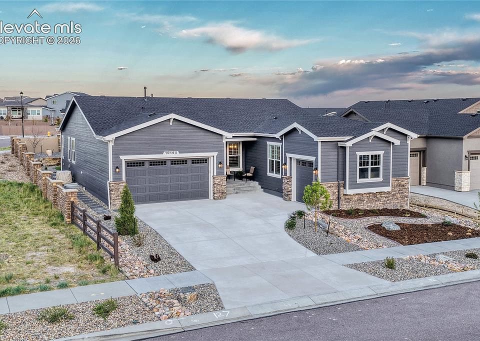 1st image of 10165 Waterton Canyon Way