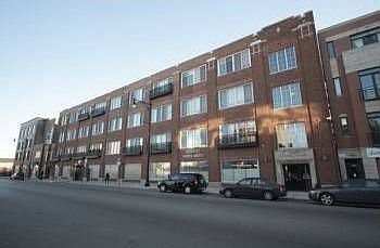 2nd image of 1725 W North Ave Ste 307
