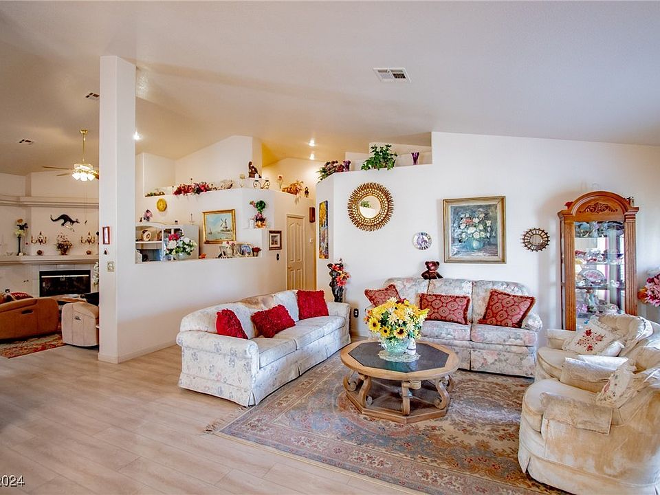 3980 Equinox Ct, Las Vegas, NV 89147 | Zillow
