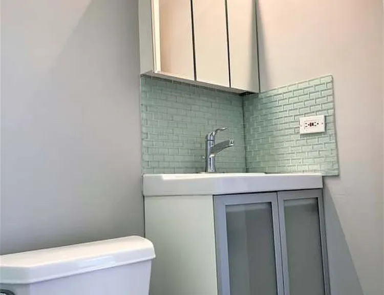 4549 S Michigan Ave #3 — Photo 7