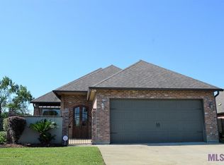 9530 Arbor Ln, Zachary, LA 70791