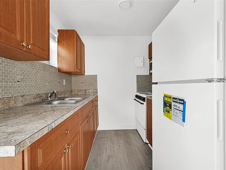 8295 NE Miami Ct #4 — Photo 9