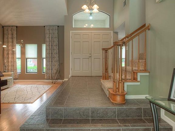 3rd image of 15930 Farringham Dr