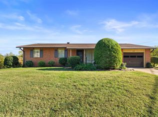 2220 Dominion Dr, Charlottesville, VA 22901
