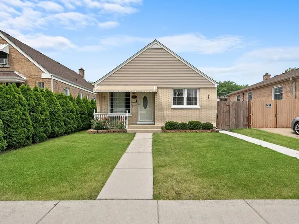 418 46th Ave, Bellwood, IL 60104