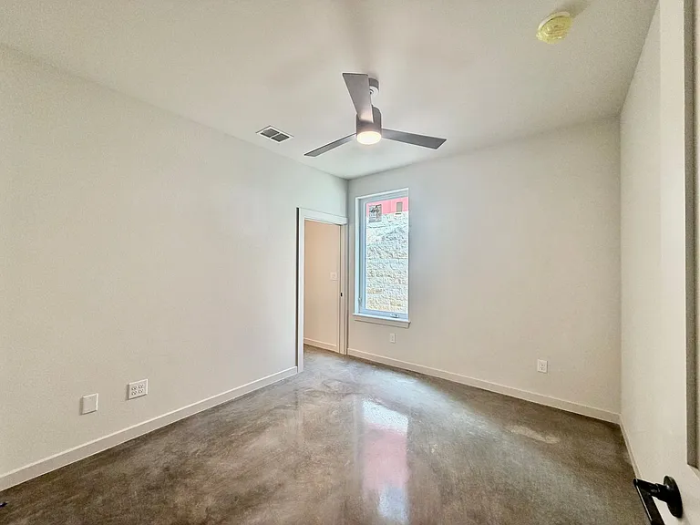 Modern Luxury in San Marcos' Premier Courtyard Community Now Leasing! — Photo 38