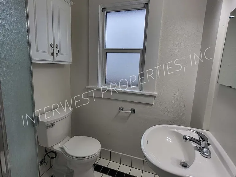 329 SE 79th Ave — Photo 11