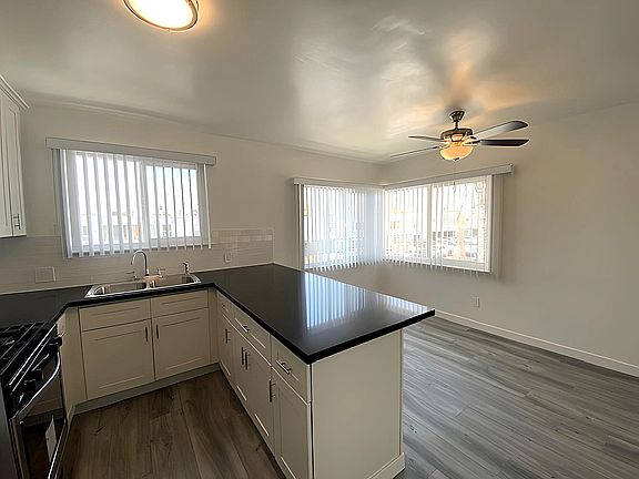 4th image of 8920 Columbus Ave APT 4