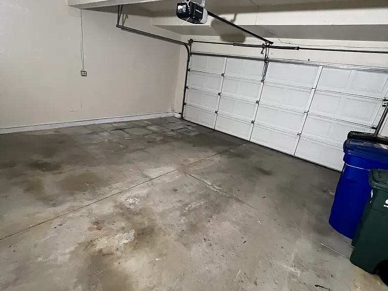 102 Santa Barbara Ct — Photo 27