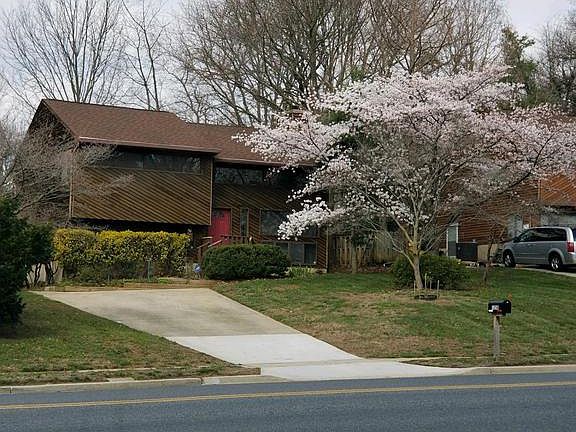 2nd image of 1258 Green Holly Dr