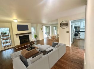 205 Lenox Way NE, Atlanta, GA