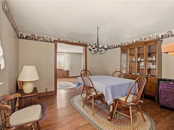 4th image of 13 Shippee Schoolhouse Rd