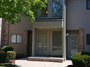 42559 Lilley Pointe Dr, Canton, MI 48187