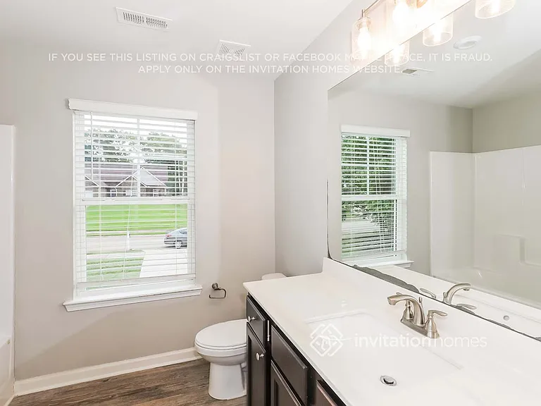 312 Stallings Dr — Photo 16
