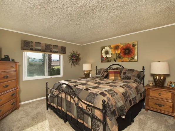 74618 Stage Line Dr, Thousand Palms, CA 92276