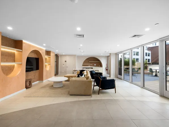 8 Marcy Avenue image 7 of 14