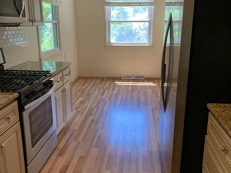 8441 Kenyon Ave — Photo 4