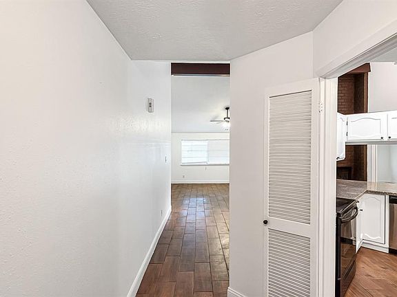 5th image of 19606 San Gabriel Dr