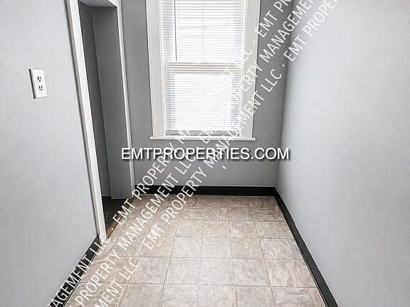 5th image of 1220 W Erie Ave