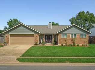 511 Glenwood Dr, Bossier City, LA 71111